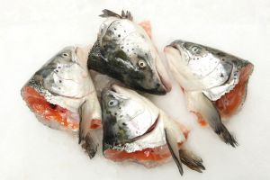 V-CUT Salmon heads