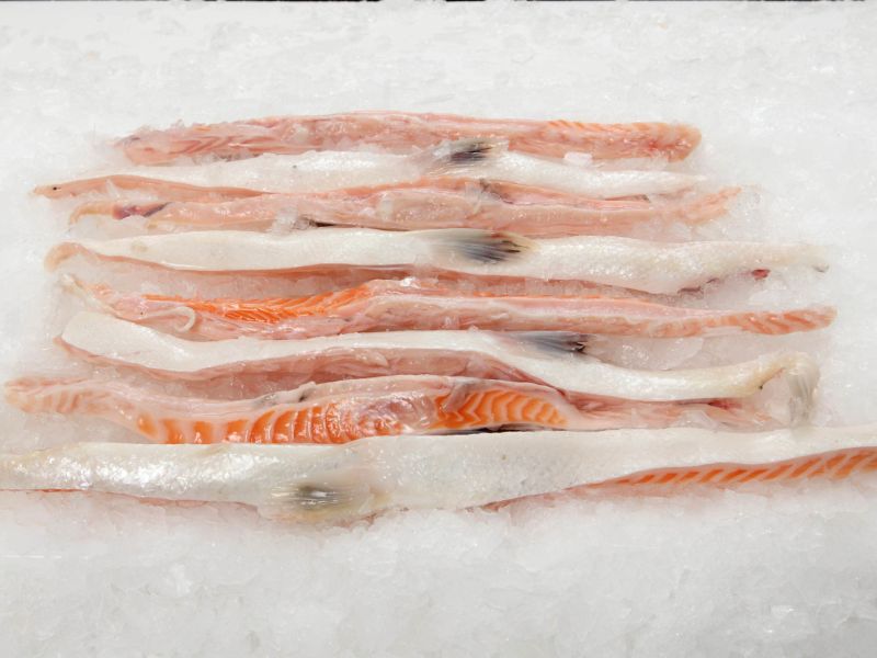 Salmon bellies 1-3 cm