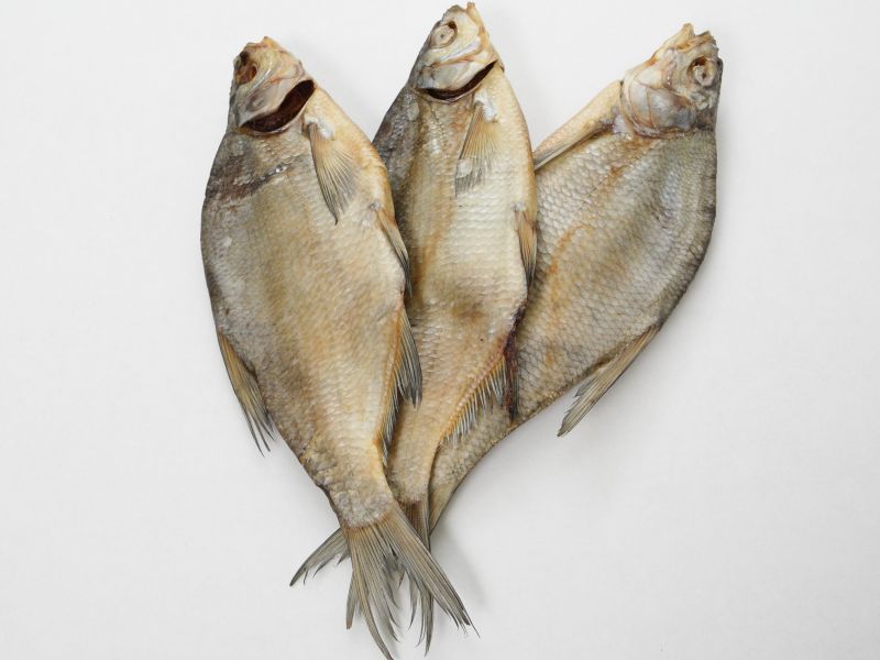 Dried bream